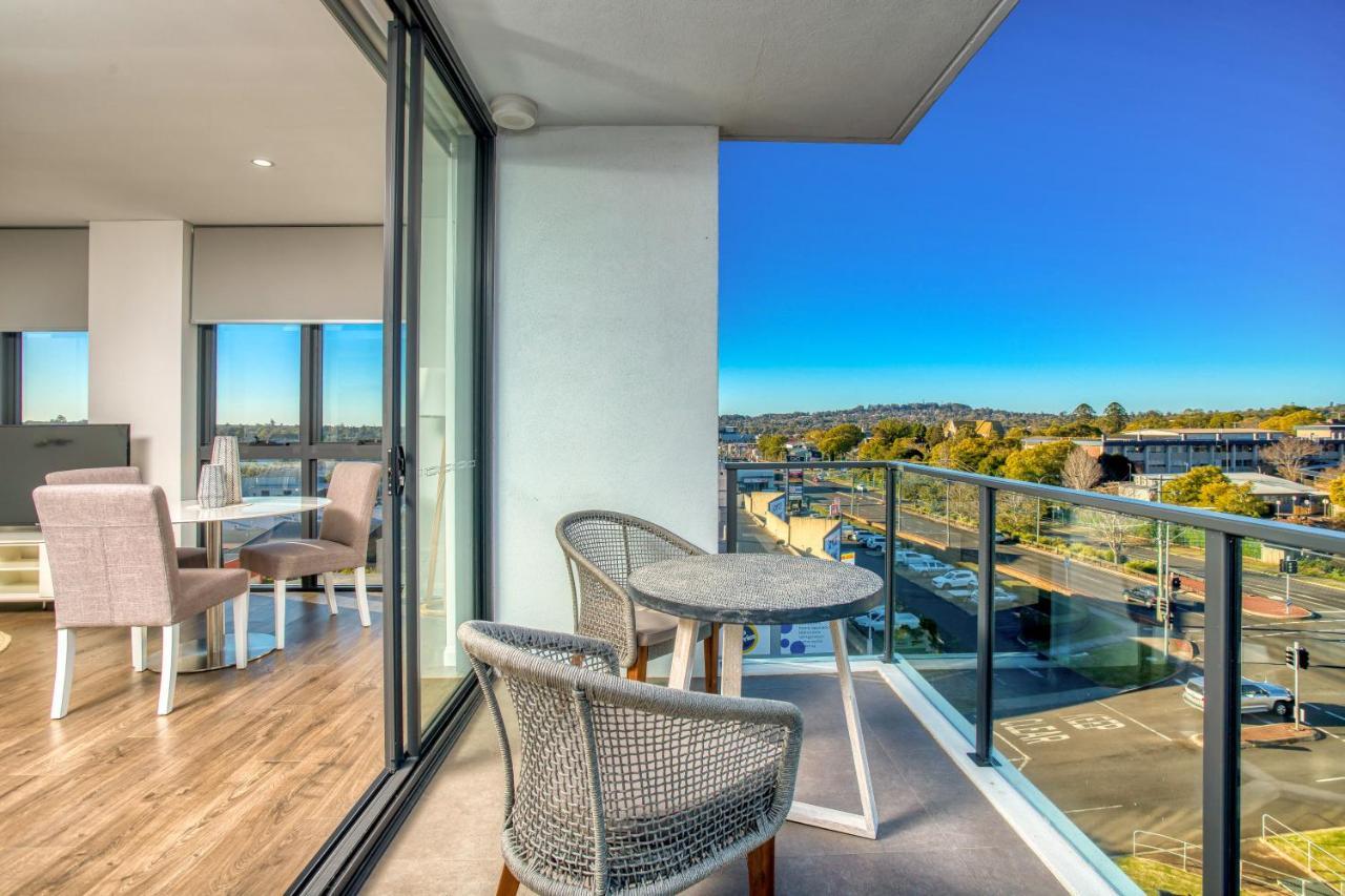 Inspire Boutique Apartments Тувумба Экстерьер фото